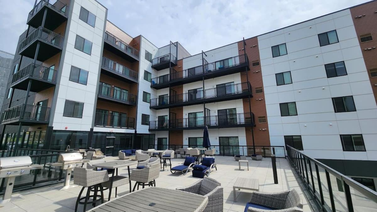 2 Bedroom Brand New Apartment Near Mayo, Park Free Rochester Luaran gambar